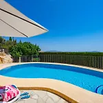 Lia - Plusholidays Villa