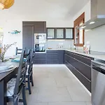 Lia - Plusholidays Villa