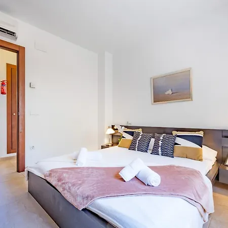 Вілла Lia - Plusholidays *