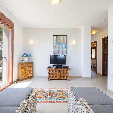 ヴィラ Lia - Plusholidays *