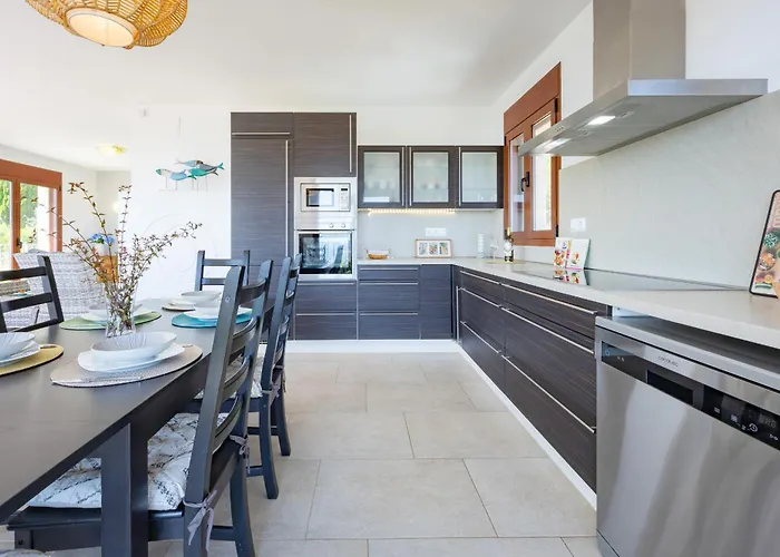 Lia - Plusholidays Вілла